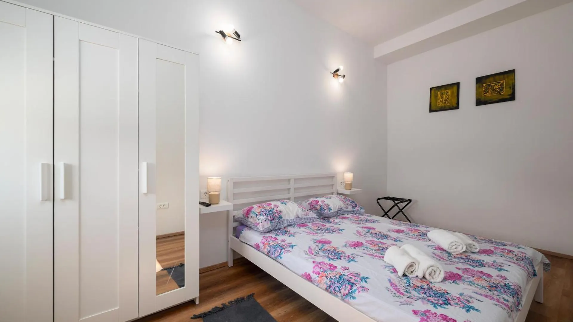 Awesome Apartment In Galizana With Wifi